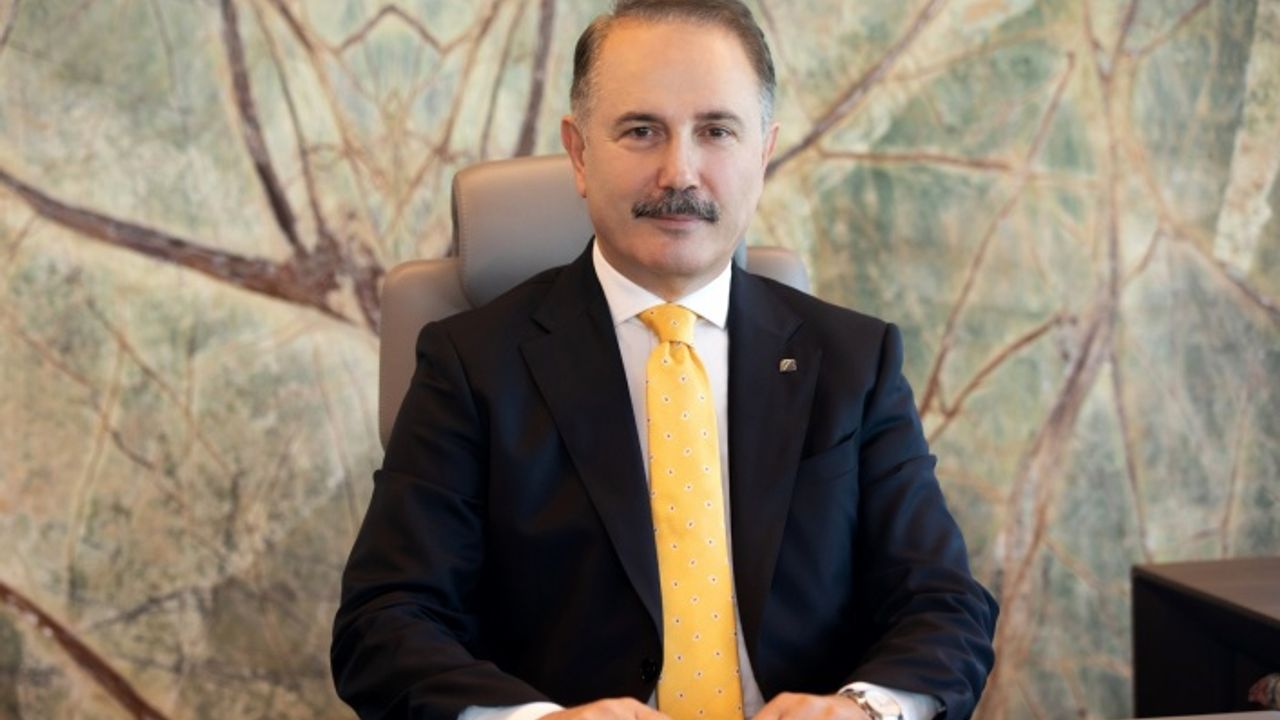 Vakıfbank’ın yine en tepedeki ismi Abdi Serdar Üstünsalih oldu