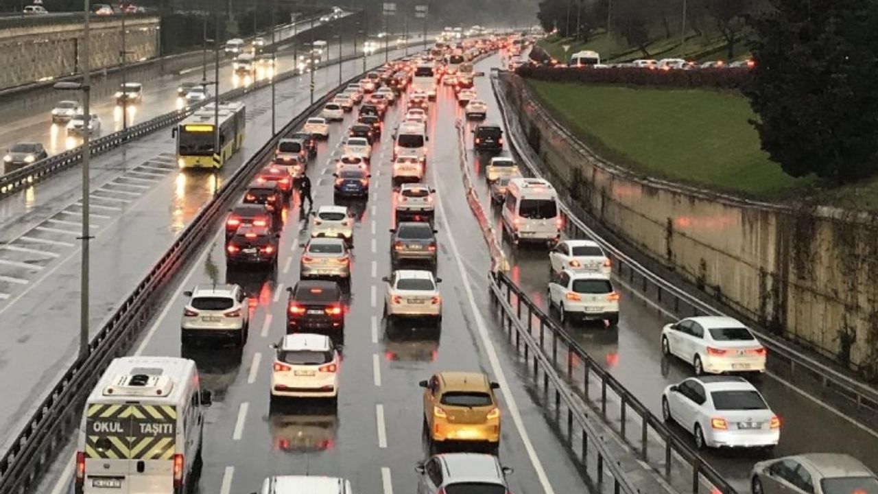 Araç sahipleri dikkat! Artık polis sizi durdurmayacak