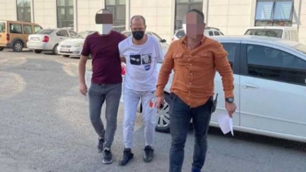 Elektronik kelepçesini kırıp; yurt dışına kaçmak isteyen FETÖ'cü yakalandı