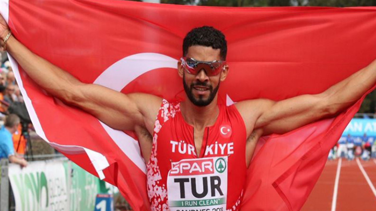 Yasmani Copello Escobar, 400 metre engelli yarı finalinde üçüncü oldu