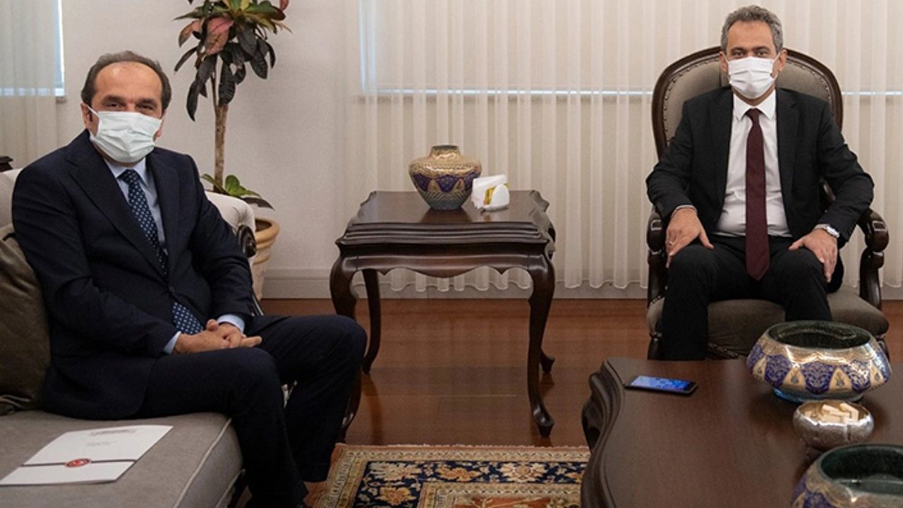 Yeni Milli Eğitim Bakanı Mahmut Özer'e Trabzon'dan ilk ziyaret