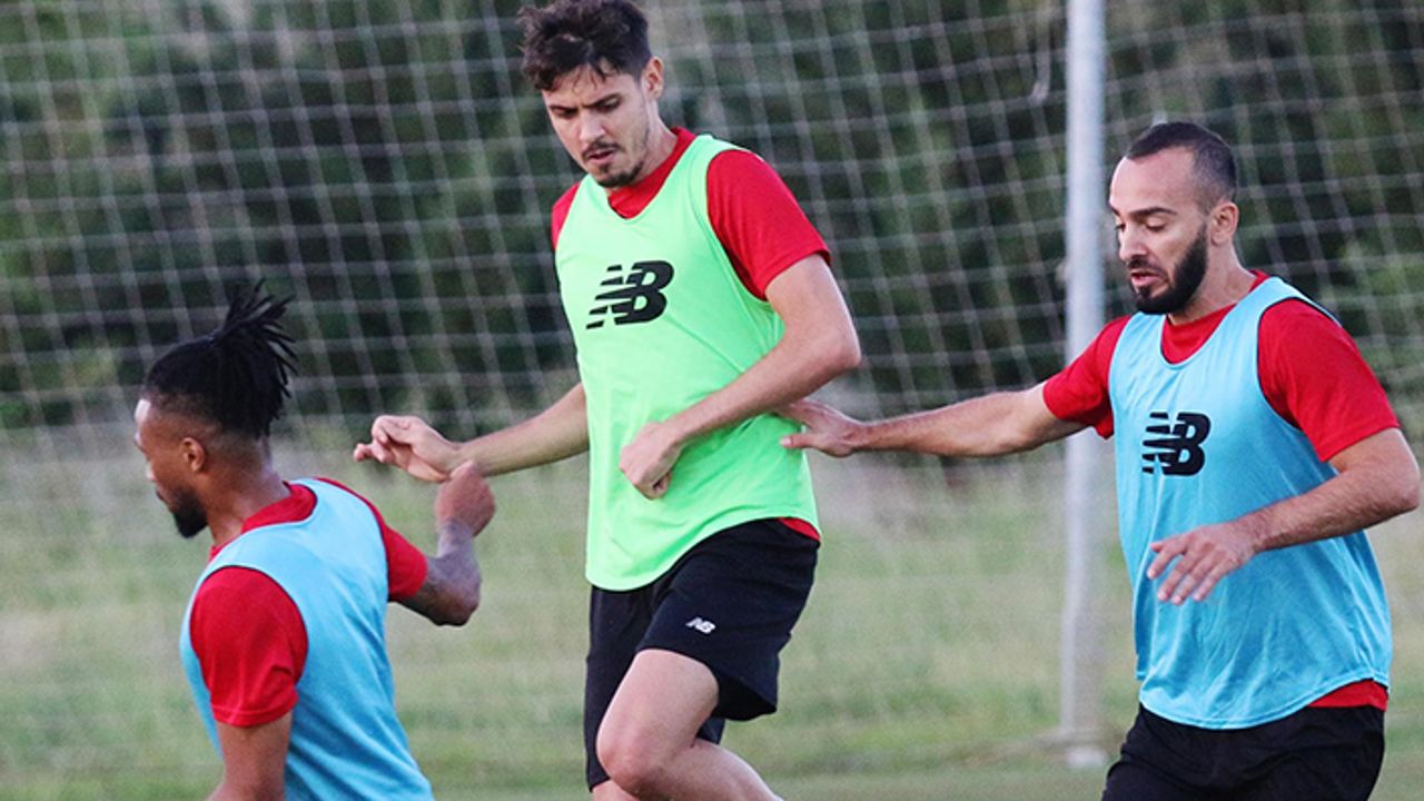 FT Antalyaspor ile Adana Demirspor 18. randevuda
