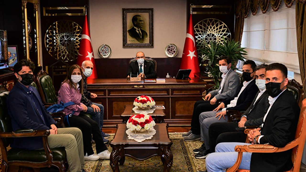 TSYD Trabzon Şubesi, İsmail Ustaoğlu ve Murat Zorluoğlu'nu ziyaret etti.