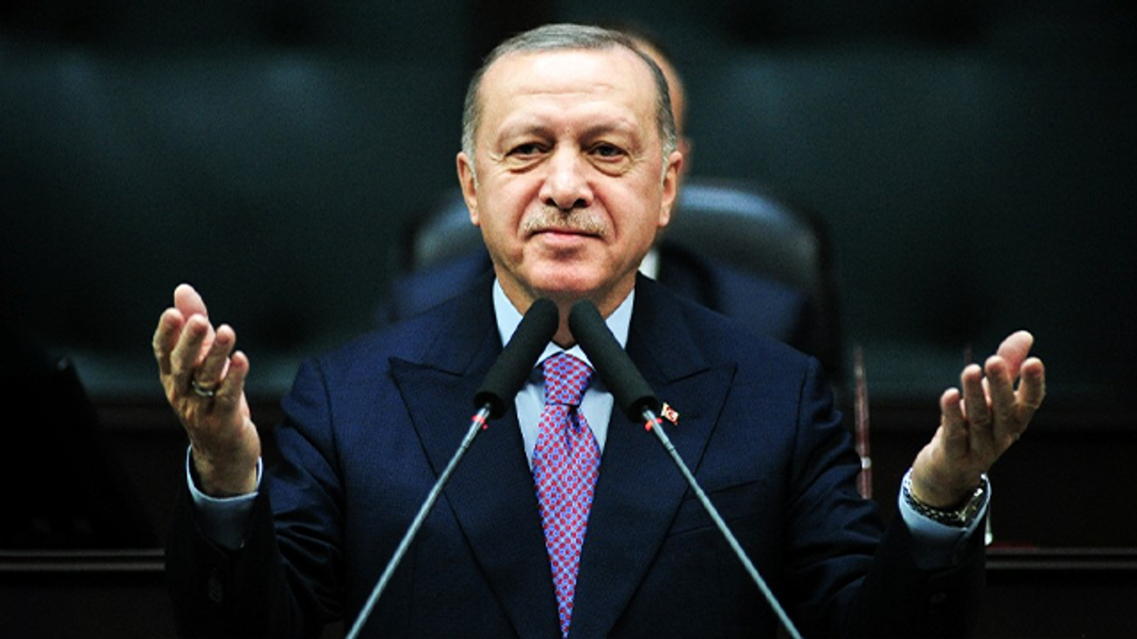 Cumhurbaşkanı Erdoğan: "Milletimiz darbecilere alkış tutanları unutmayacaktır"