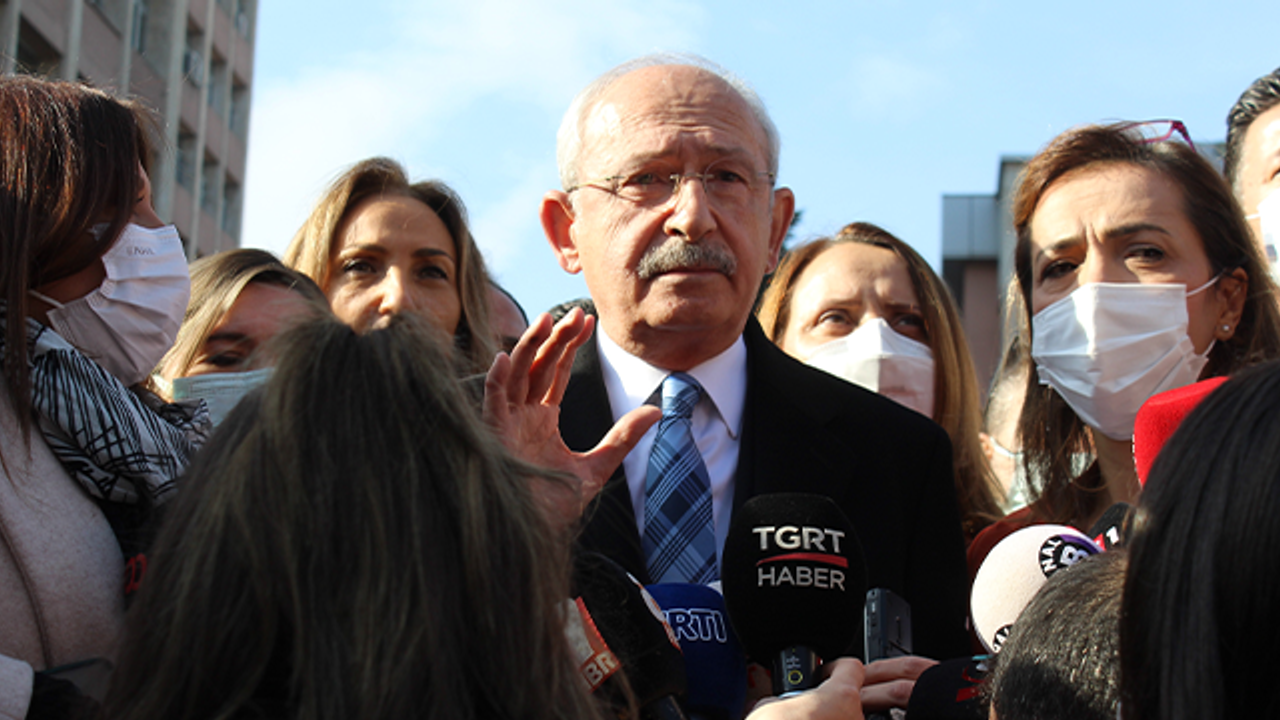Abdülkadir Selvi'den flaş iddia: MEB'in kapısına kilidi Kılıçdaroğlu'nun koruması taktırdı