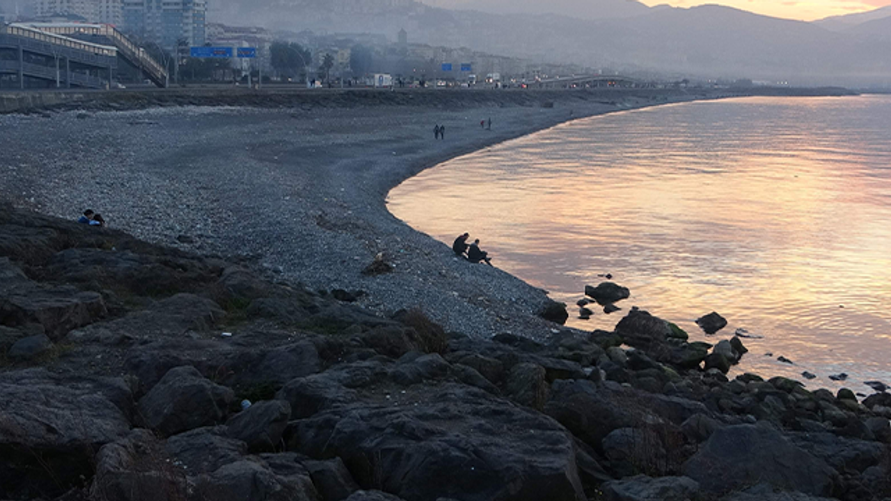 Trabzon sahili 40 yıl önceki halini aldı