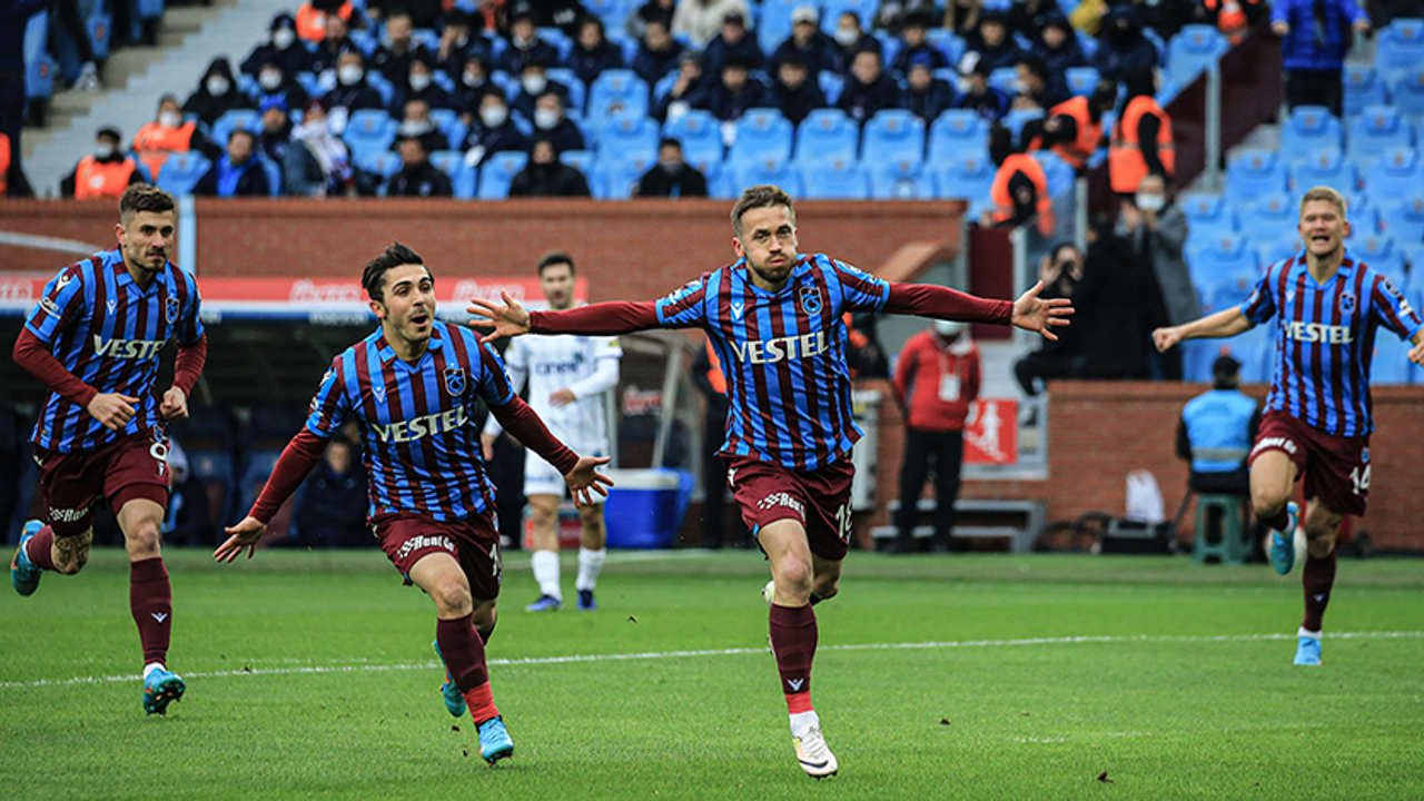 Trabzonspor'un hücum hattı Süper Lig'e bedel