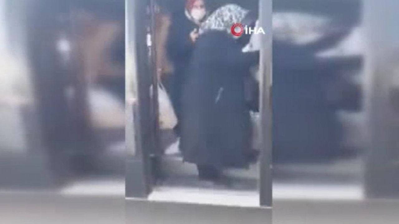 Ankara'da alışveriş tutarı "50 TL" altında kalan yaşlı kadın zorla servis aracından indirildi