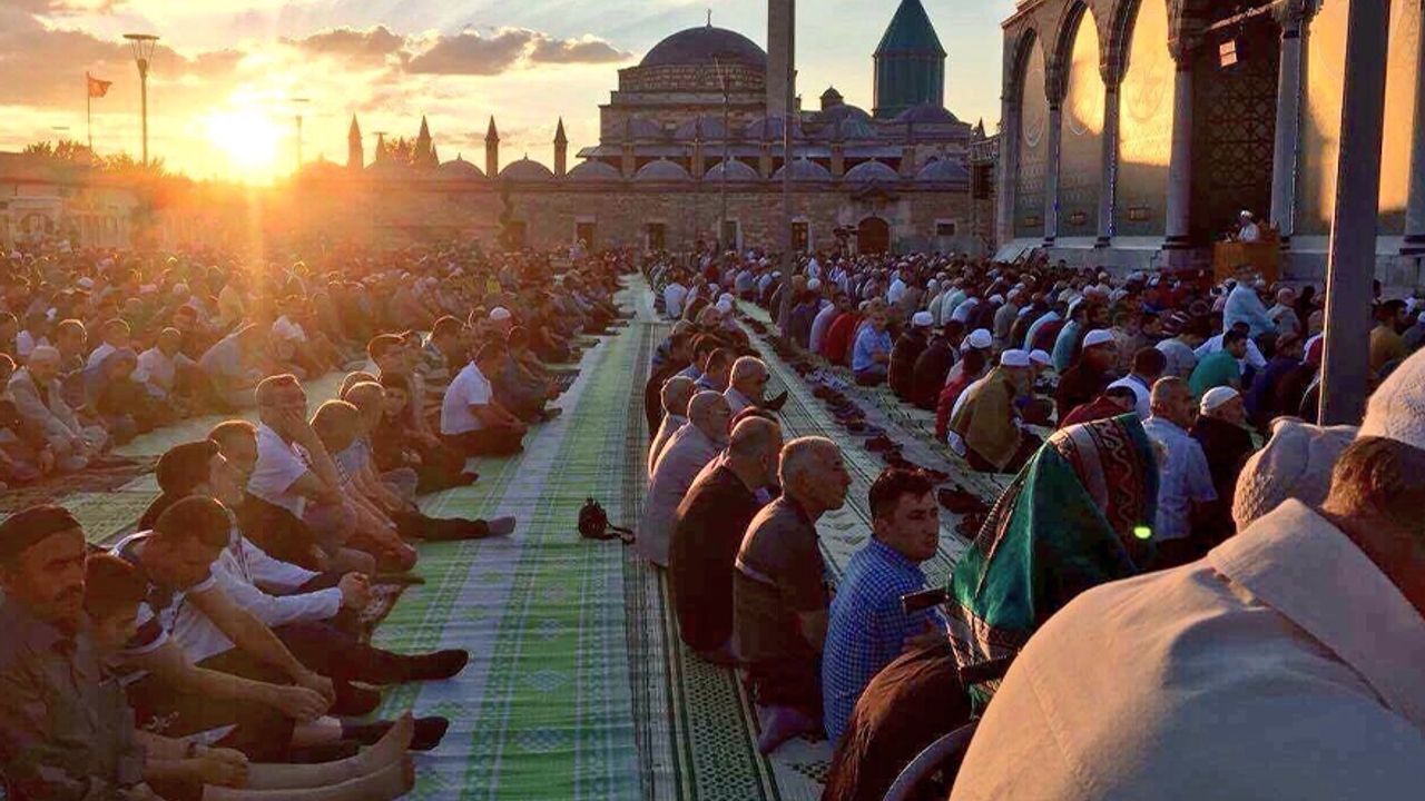Ramazan Bayram saatleri saat açıklandı - İl il bayram namazı saatleri