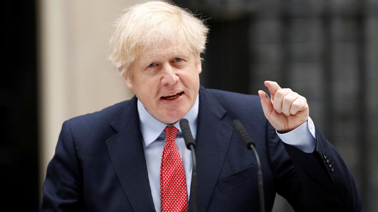 İngiltere'de Boris Johnson için güven oylaması oylaması yapılacak