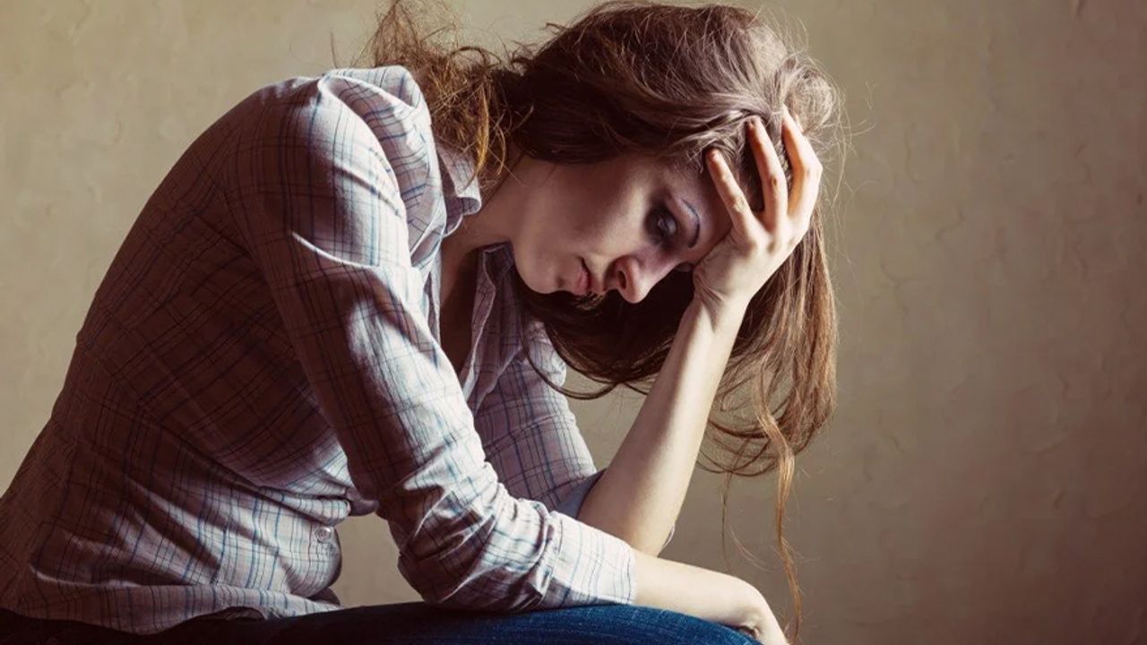 Kadınlar erkeklerden daha sık depresyona giriyor
