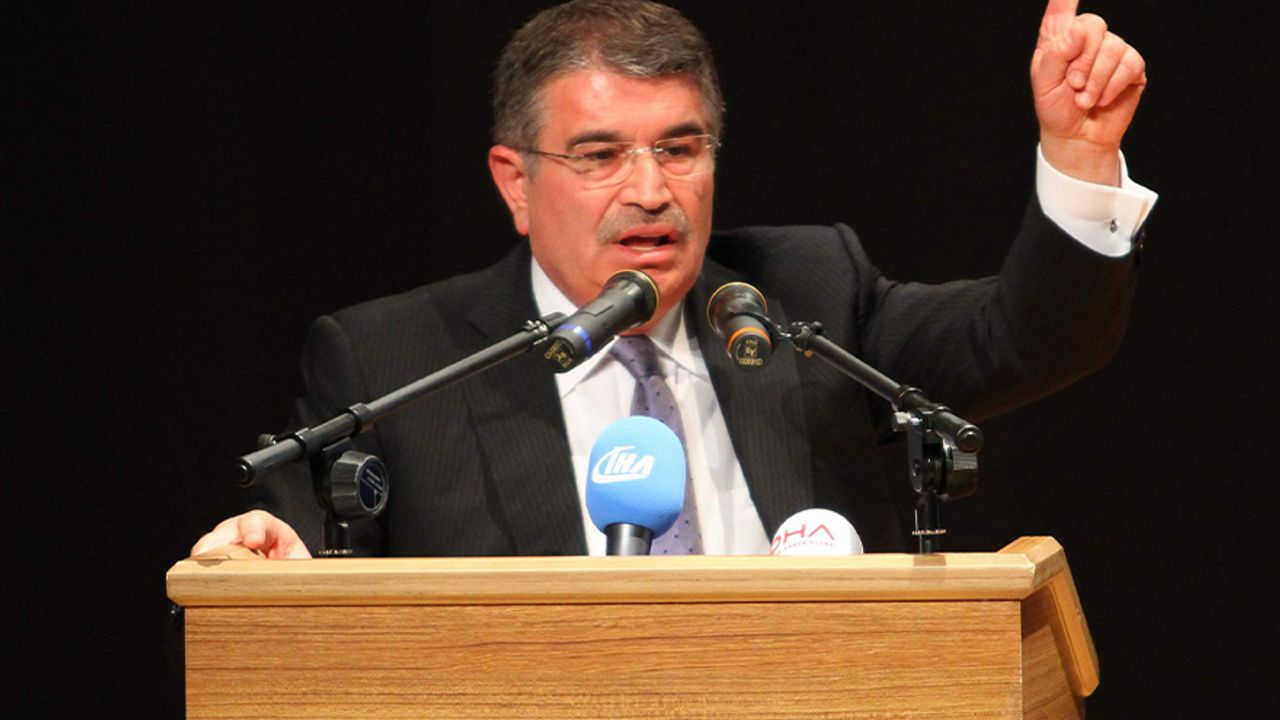 Eski İçişleri Bakanı İdris Naim Şahin parti kuruyor