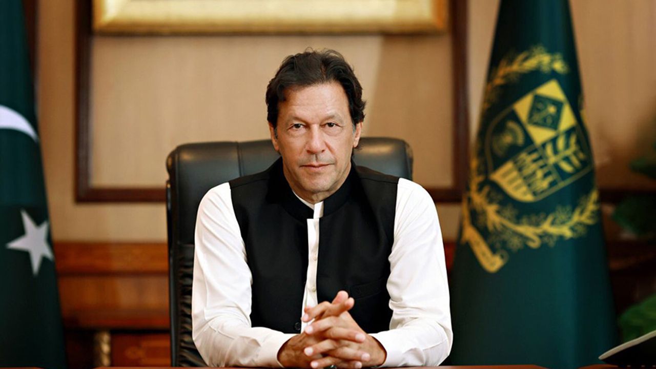 Eski Pakistan Başbakanı Imran Khan: "Pakistan'a karşı yabancı güçler tarafından komplo kuruldu"