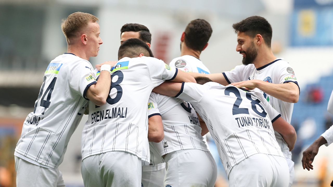 Kasımpaşa, Adana Demirspor'u 4-0 yendi