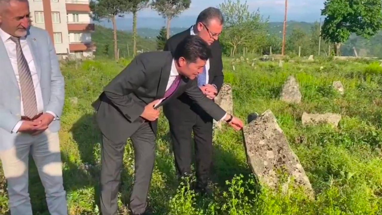 Ahmet Kaya; 'Kimsesiz Trabzonlular Mezarlığına sahip çıkılmalı'