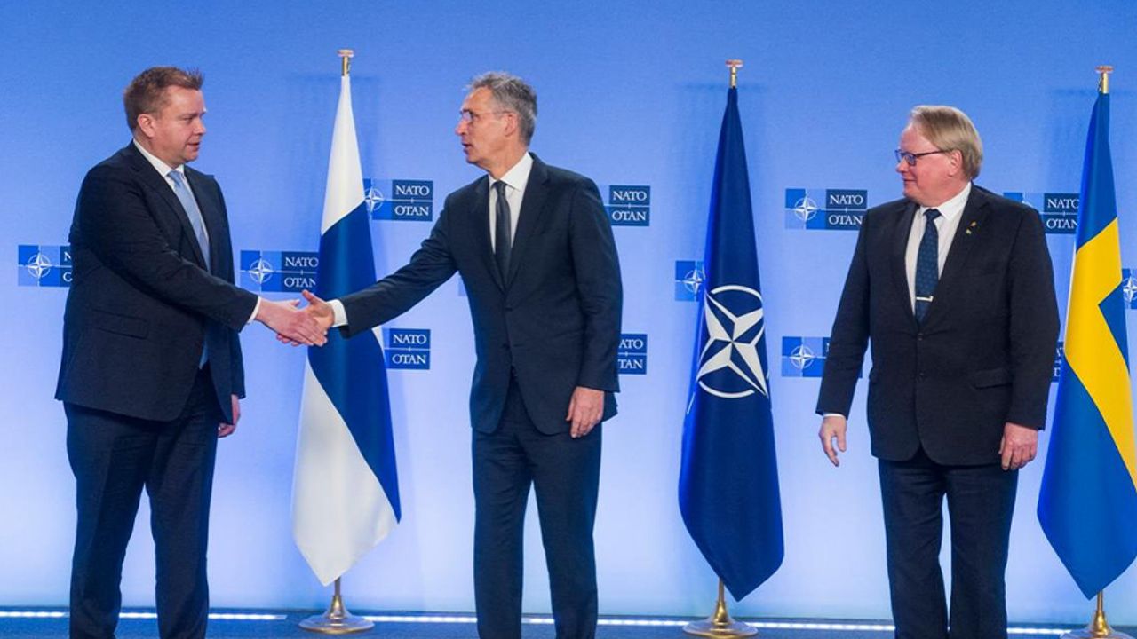 Finlandiya'dan NATO üyeliği başvurusu