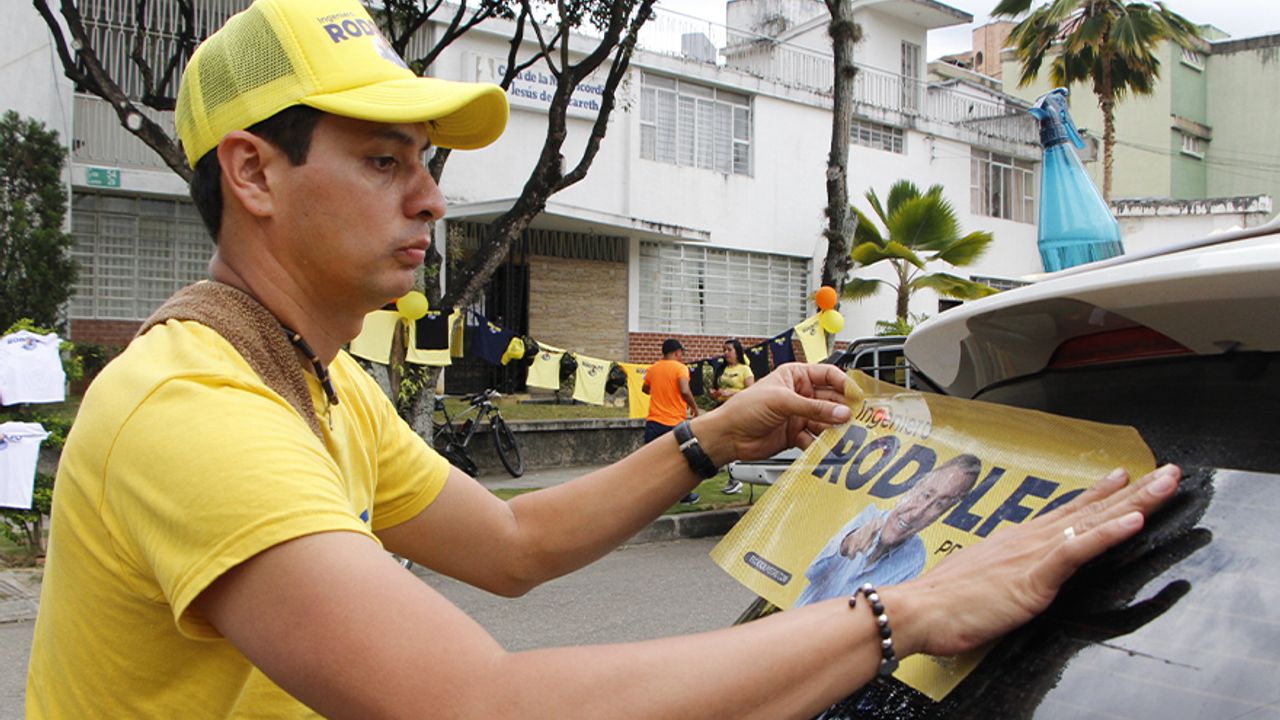 Kolombiya’da halk sandık başına gitti