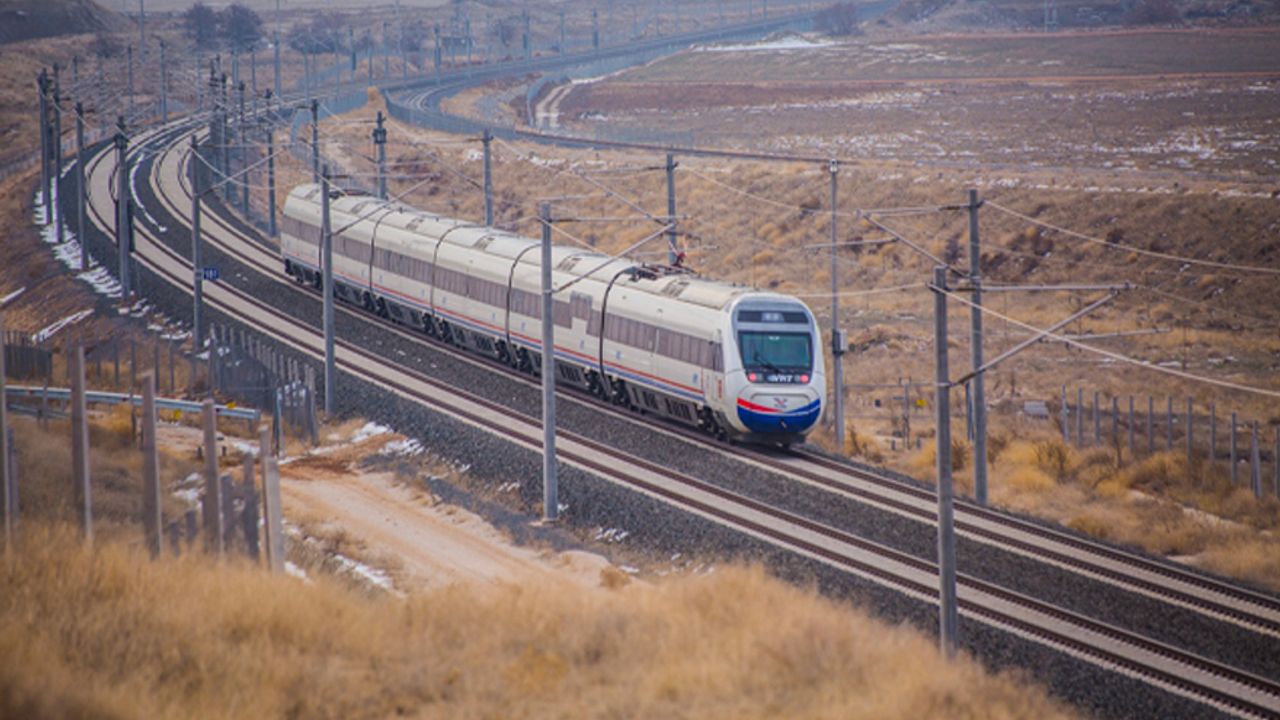 Ulaştırma Bakanlığı açıkladı; Kurban Bayramı'nda trenlerde 51 bin 638 kişilik kapasite artışı yapıldı