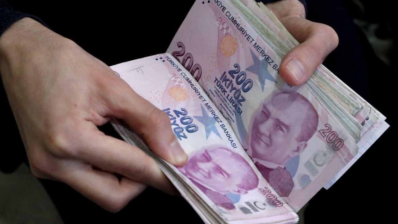 Cumhurbaşkanı Erdoğan açıkladı! KYK kredi ve burs ücreti 2023 kaç TL?