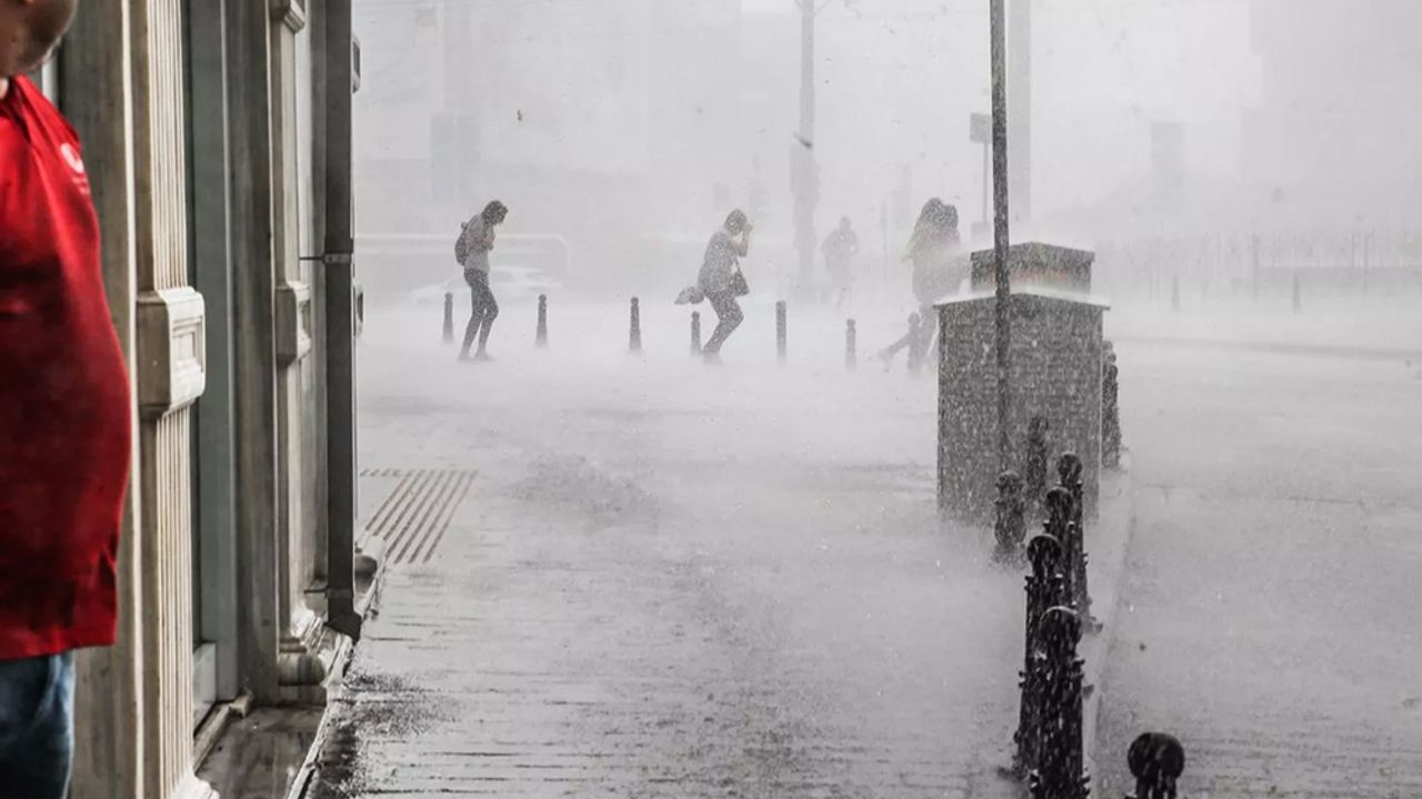İstanbul ve Ankara dahil 21 il için kuvvetli yağış uyarısı
