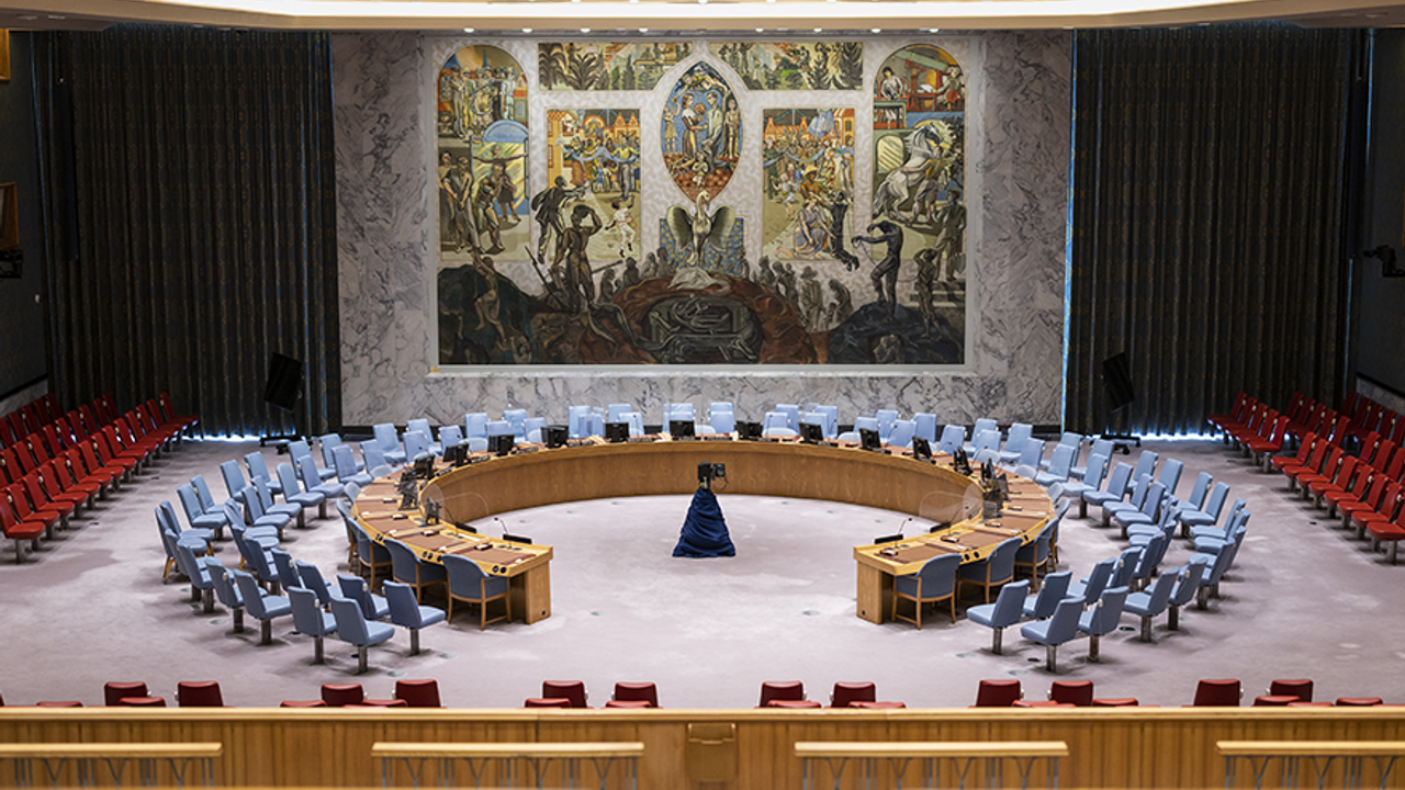 Çin ve Rusya, veto hakkı kullanımı nedeniyle ilk kez BM Genel kuruluna hesap verdi