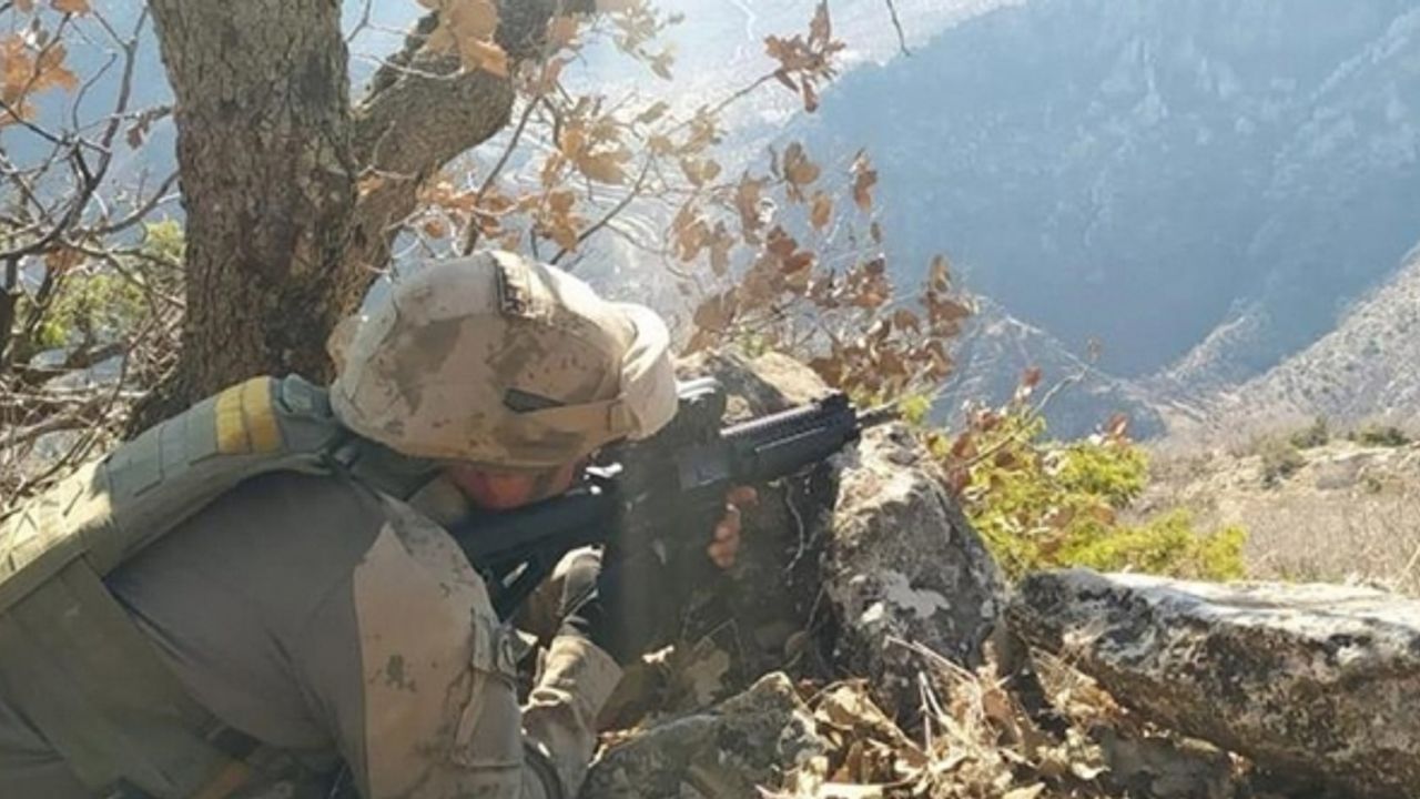 PKK'ya ağır darbe! 14 terörist öldürüldü
