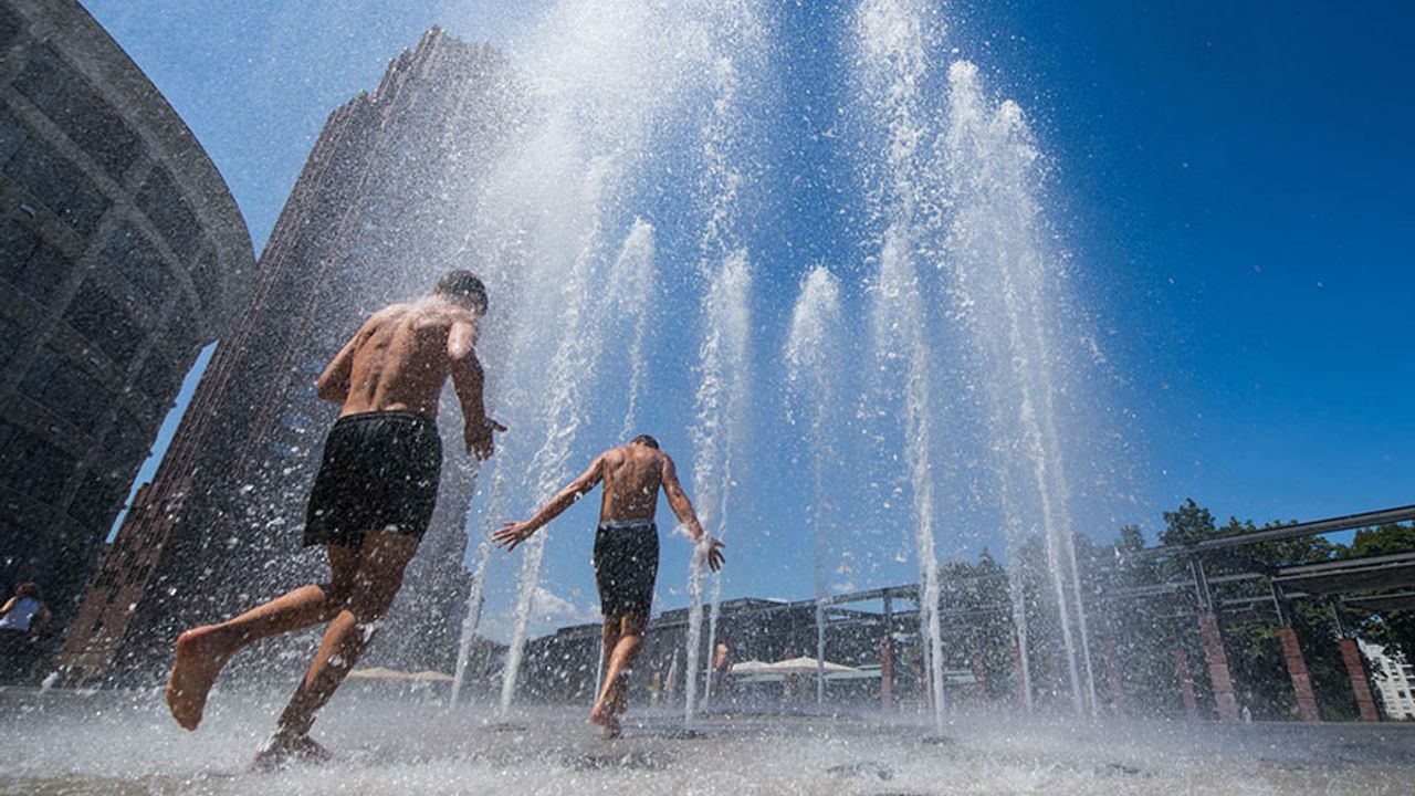 Kanada’da birçok kentte sıcaklıklar rekor kırdı