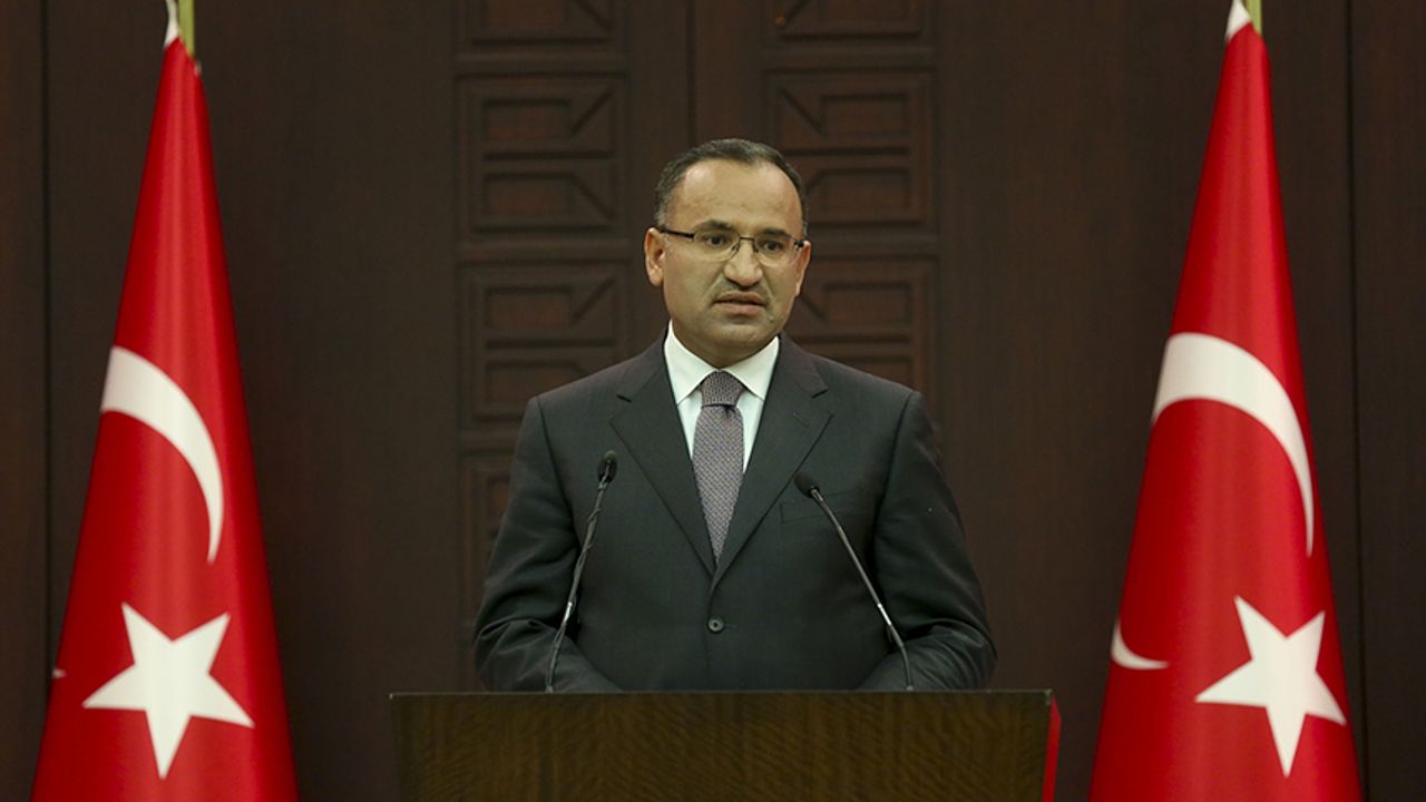 Adalet Bakanı Bekir Bozdağ: “Türkiye AİHM’nin Osman Kavala konusundaki ihlal kararına uymuş ve uygulamıştır”