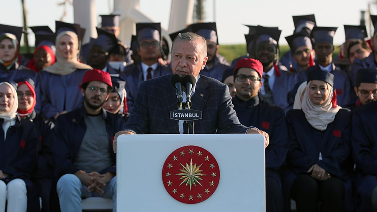 Cumhurbaşkanı Erdoğan: 2023, büyük ve güçlü Türkiye’nin inşasında tarihi bir dönüm noktası olacaktır