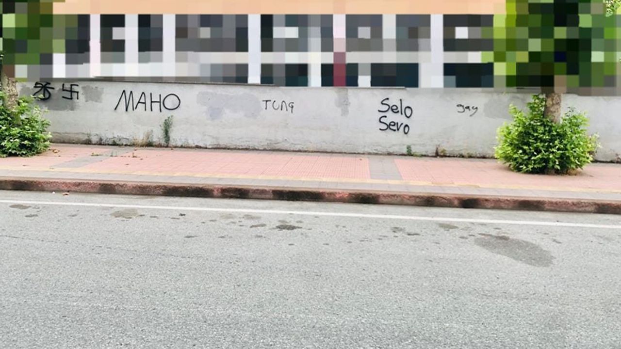 Trabzon'da mezara, işaret levhalarına, reklam tabelalarına ve okul duvarına sembol çizen kişiler yakalandı