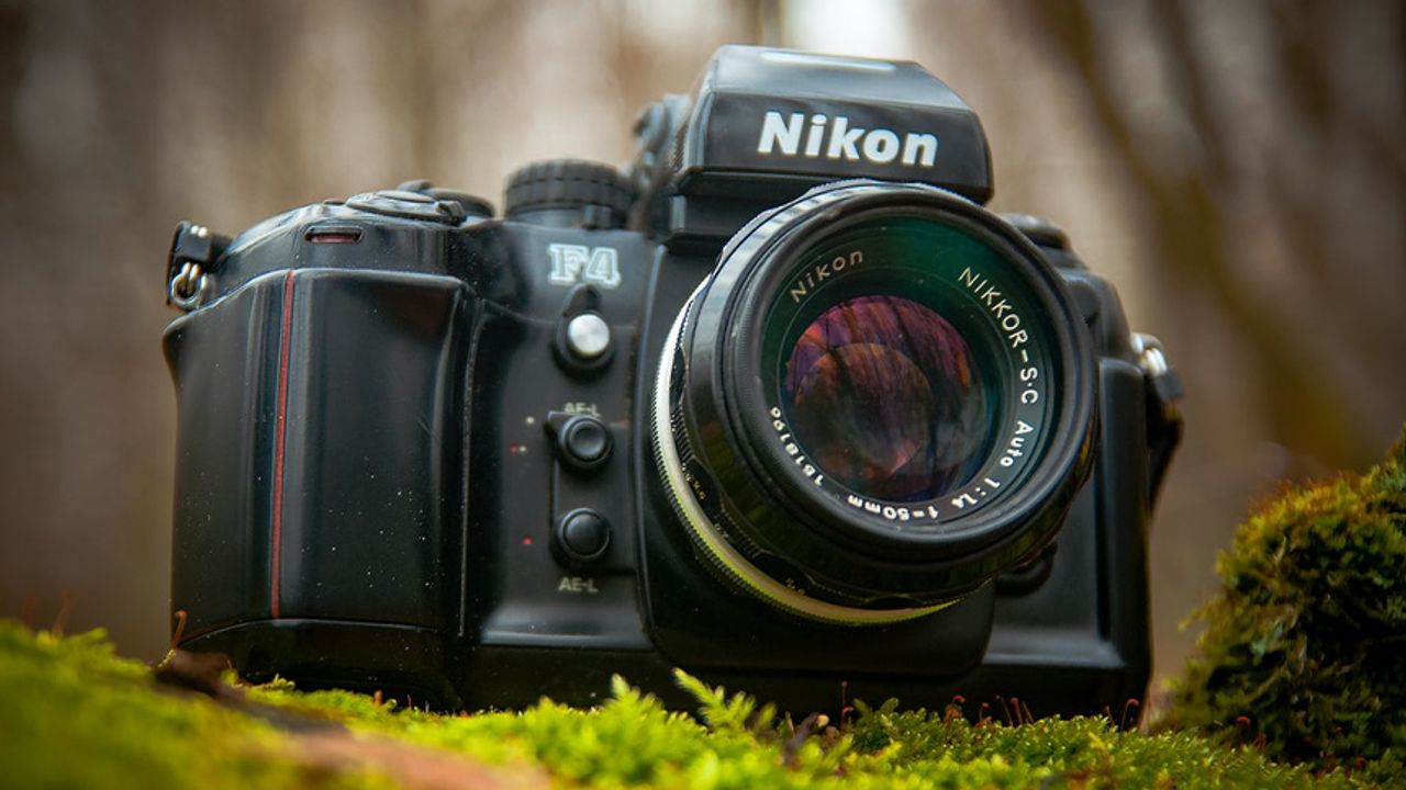 Nikon, DSLR fotoğraf makinesi üretimini durduruyor
