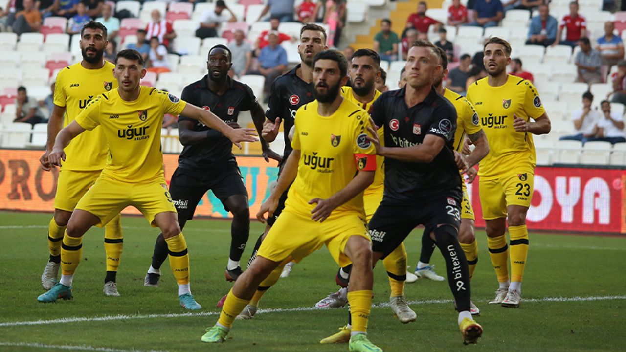 Demir Grup Sivasspor ile İstanbulspor berabere
