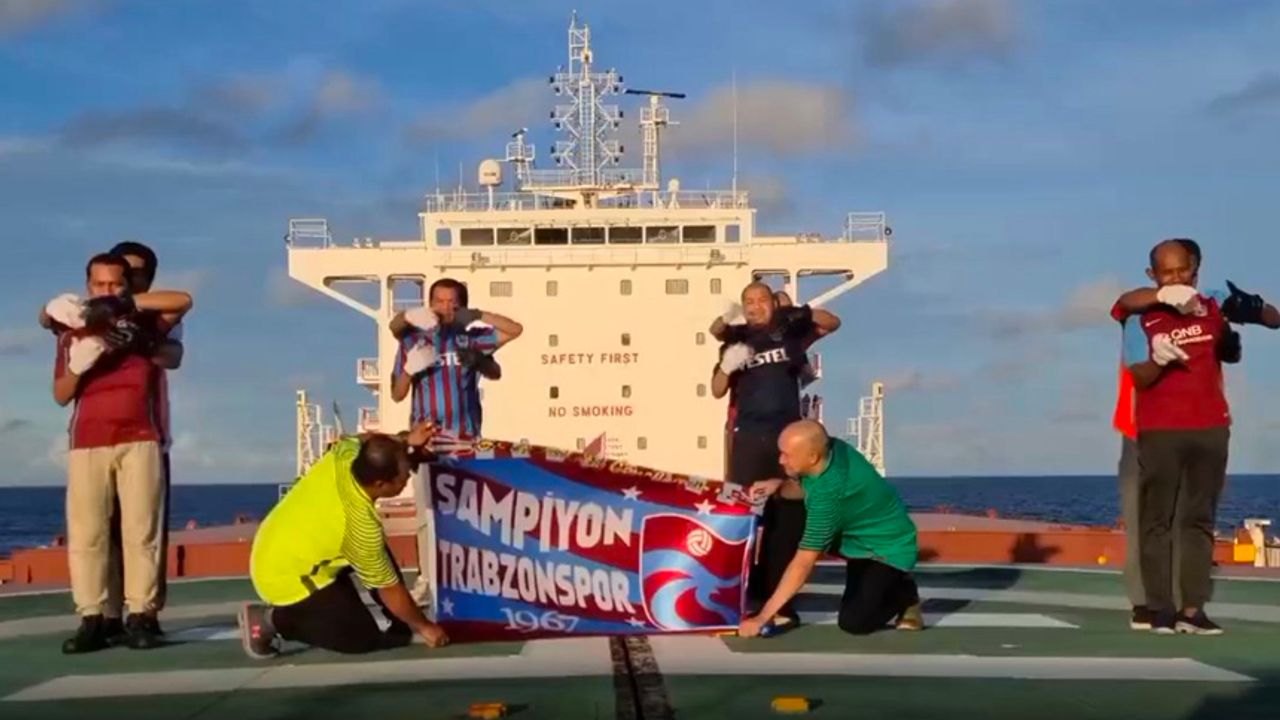 Trabzonspor formasıyla Pasifik Okyanusu'nda dans