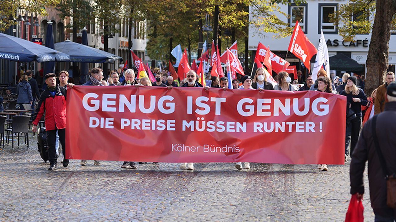Almanya'da hayat pahalılığı protestosu