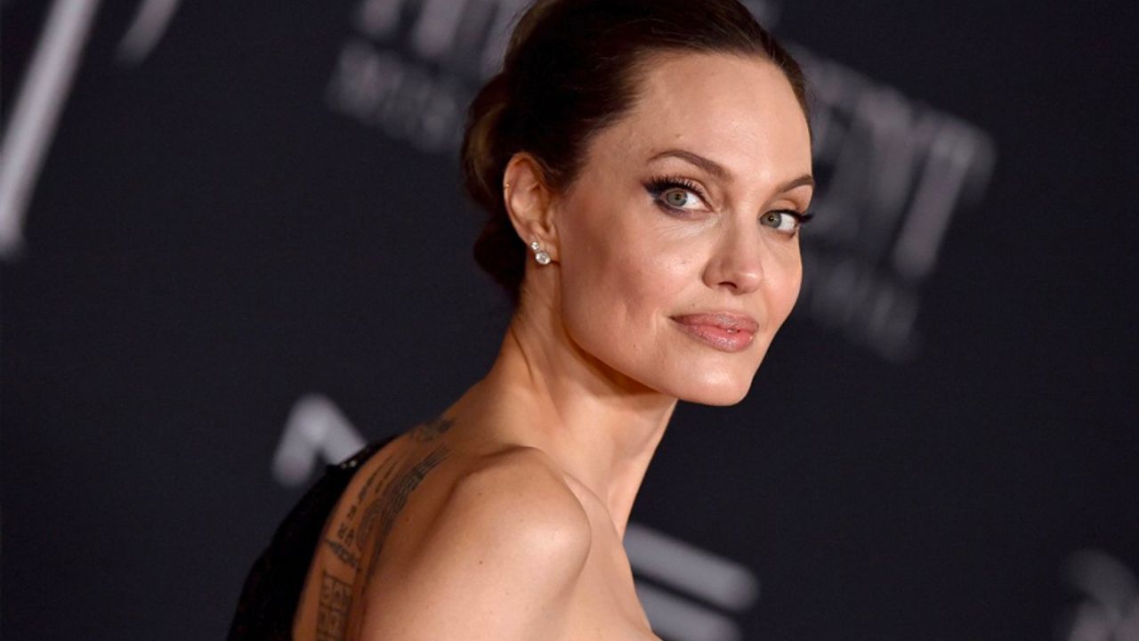 Angelina Jolie, BM İyi Niyet Elçiliği görevini bırakıyor