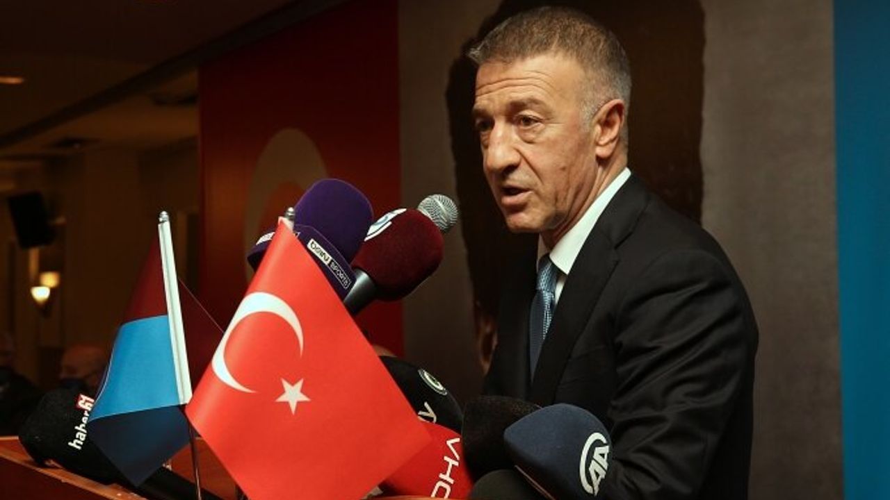 Ahmet Ağaoğlu efsane teknik direktör Ahmet Suat Özyazıcı hakkında konuştu