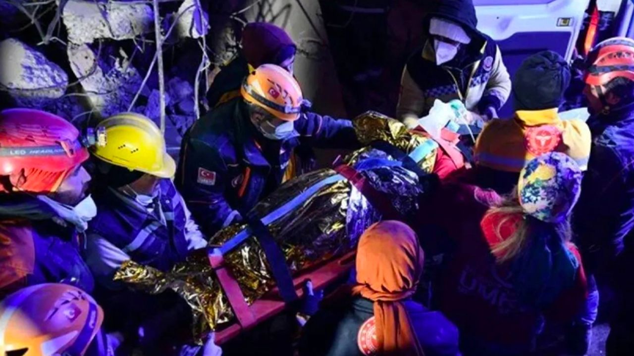 Gaziantep'te enkaz altında kalan kadın 170 saat sonra kurtarıldı