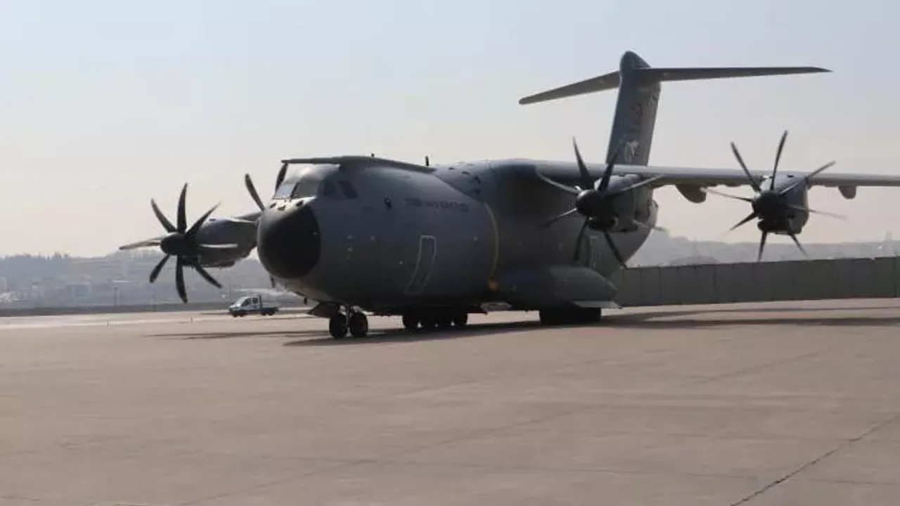 TSK'nın kargo uçağı ile Şanlıurfa'ya 50 personel sevk edildi