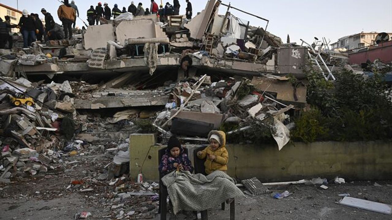 Deprem felaketinde 34'üncü gün: Can kaybı 47 bin 975'e yükseldi