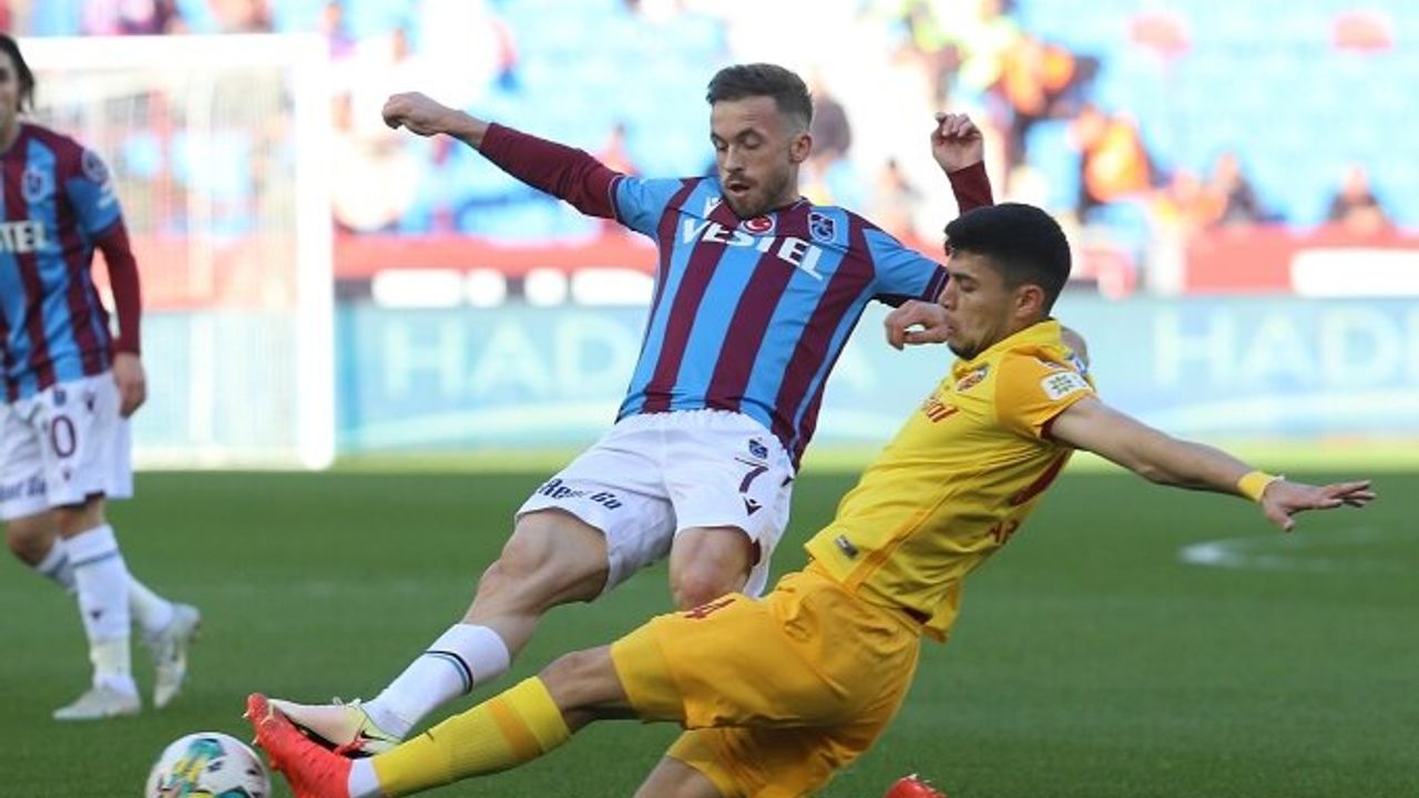 Trabzon'da 6 dakikada 2 penaltı kararı