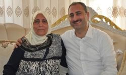 Adalet Bakanı Abdülhamit Gül'ün anne acısı