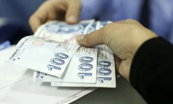 Emeklilere bayram ikramiyesi Meclis'ten geçti!