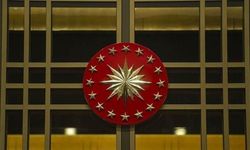 İlk Cumhurbaşkanı adayı belli oldu: 500 bin imzayla adayım