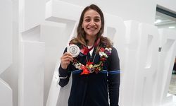 Buse Naz Çakıroğlu: “Bundan sonra çift altın madalya olacak”
