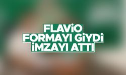 Flavio, imzayı attı
