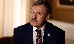 Selçuk Özdağ: "Yeni eğitim öğretim yılı bakanı almaktan ibaret!"