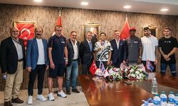 Trabzonspor, Busenaz Sürmeneli'yi ağırladı