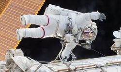Çinli astronotlar 90 günlük görevi tamamlayarak Dünya'ya döndü