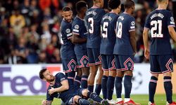Messi barajın altına yattı