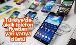 Türkiye'de akıllı telefon fiyatları yarı yarıya düştü